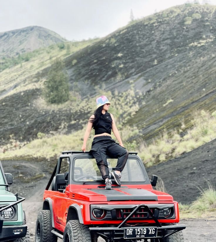 Jeep Safari in Manali